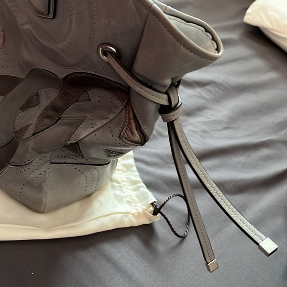 Grey Coach Tote - Picture 4 of 9